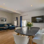 122 Suite Joy